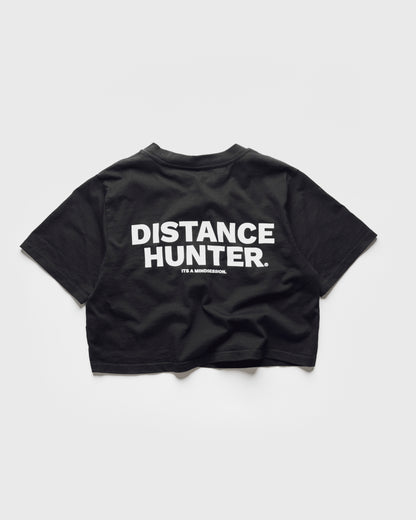 DISTANCE HUNTER CLASSIC CROP T-SHIRT